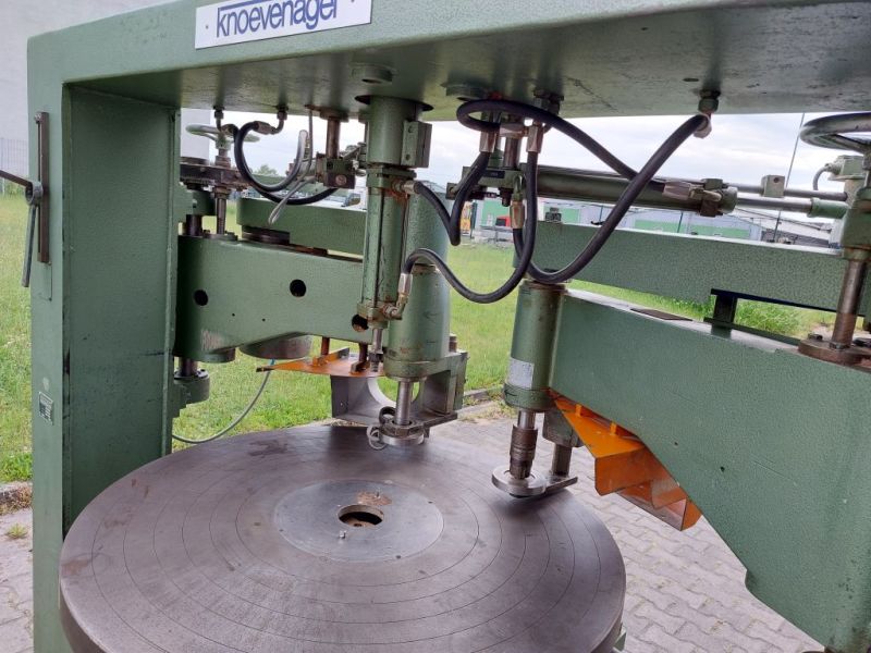 Frezarka karuzelowa Knovenagel