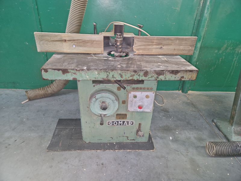 Frezarka dolnowrzecionowa GOMAD DFDA2